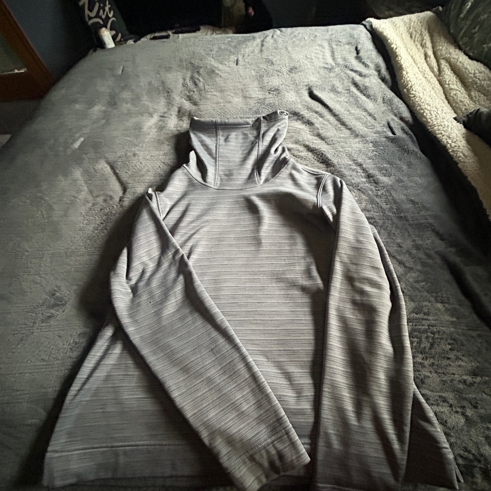 Gray Striped Turtleneck Sweater n